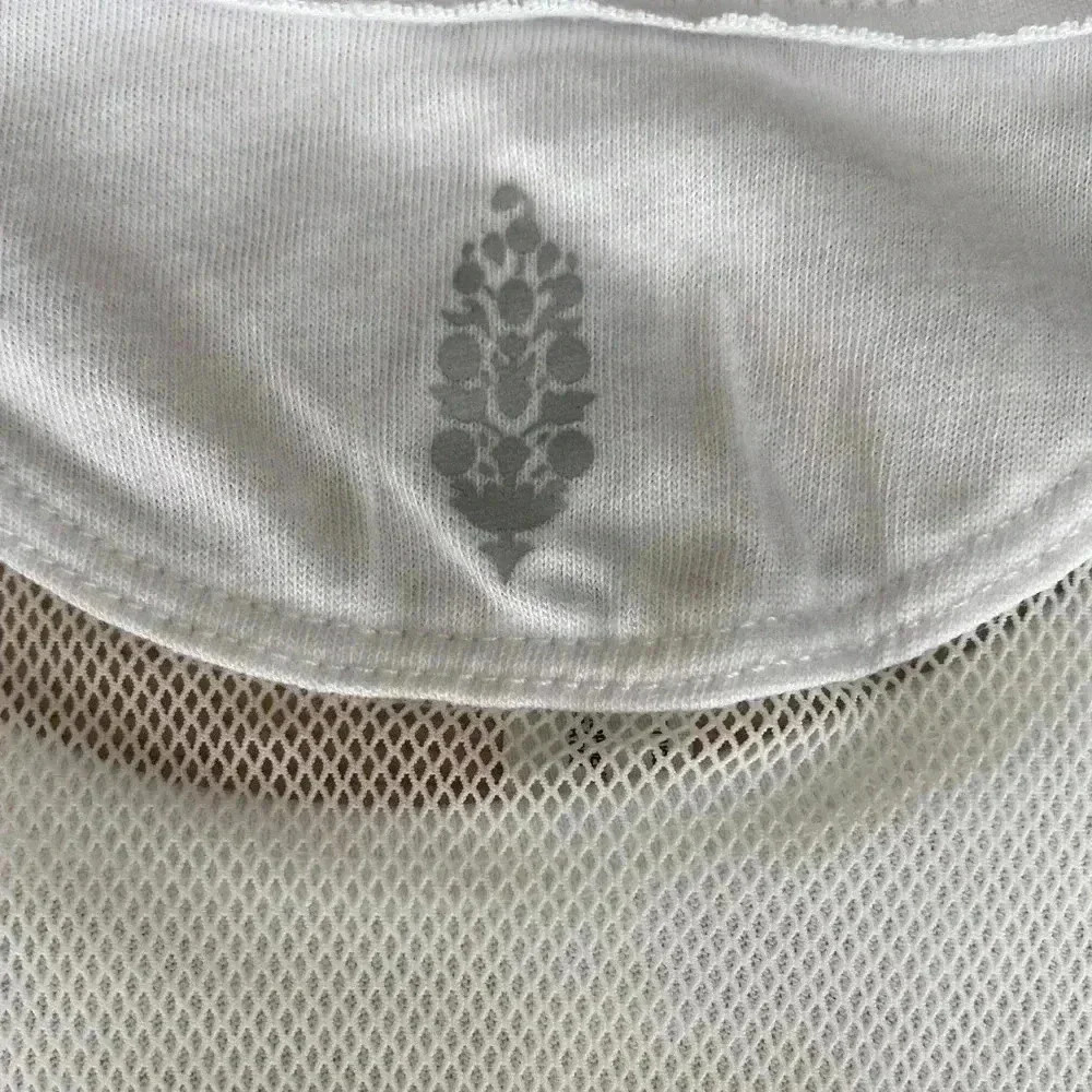 🆕Free People White Mesh Activists Tank L🆕 - Picture 8 of 12